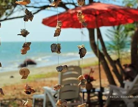 Hotel Dugong Koh Sukorn Ko Sukon Exterior foto